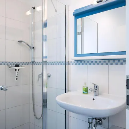 Reethaus Elster Mit Whirlpool Und Sauna Holiday home Gramkow